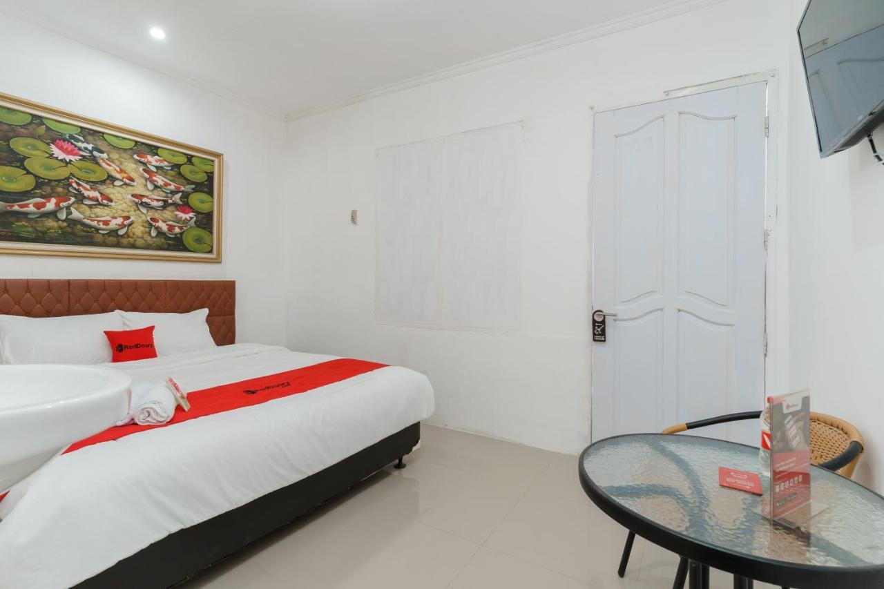 ג'קרטה Reddoorz Syariah Near Universitas Borobudur מראה חיצוני תמונה