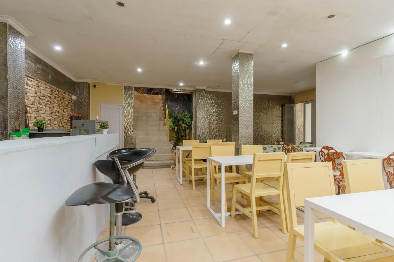 ג'קרטה Reddoorz Syariah Near Universitas Borobudur מראה חיצוני תמונה